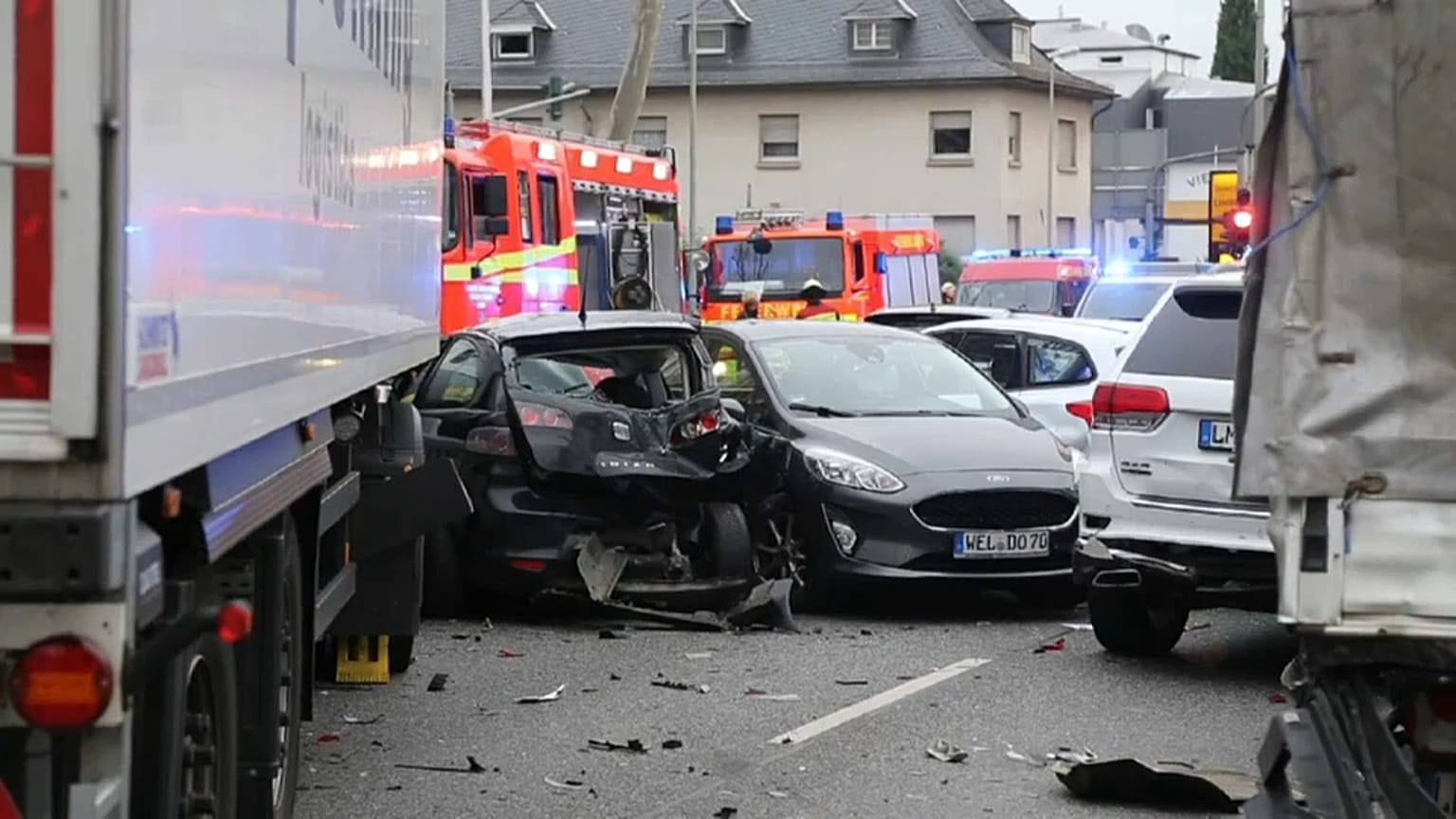 Limburg, "Tutte le piste restano aperte"