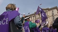 Πορεία νοσηλευτών-γιατρών στη Σόφια