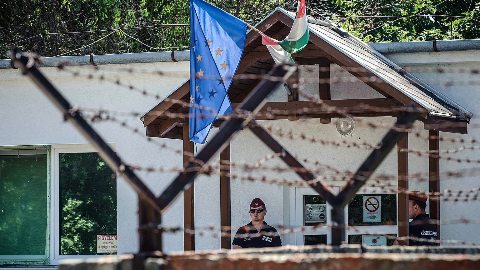 Strasbourgi bíróság: jogsértő az újságírók kitiltása a menekülttáborokból