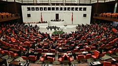 Irak ve Suriye'ye sınır ötesi operasyon izninin uzatılması tezkeresine TBMM'de onay