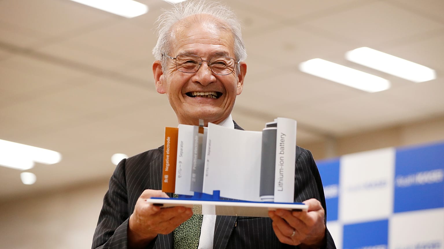 Nobel per la Chimica agli inventori delle batterie agli ioni di litio (dal forte impatto ambientale)