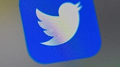 Twitter, kullanıcı bilgilerinin reklam servislerinde yanlışlıkla kullanılmasından dolayı özür diledi