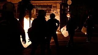 Μολότοφ στο αστυνομικό τμήμα της Τούμπας