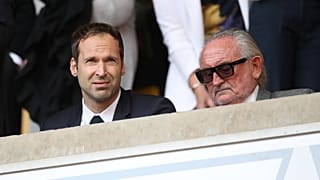 Petr Cech (balra) jelenleg a Chelsea technikai tanácsadója