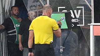الاتحاد السعودي لكرة القدم يكشف حقيقة فصل عامل لأسلاك تقنية الVAR أثناء مباراة