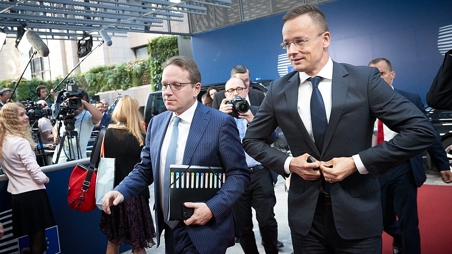 Szijjártó Péter magyar külügyminiszter és Várhelyi Olivér nagykövet 2018. július 16-án