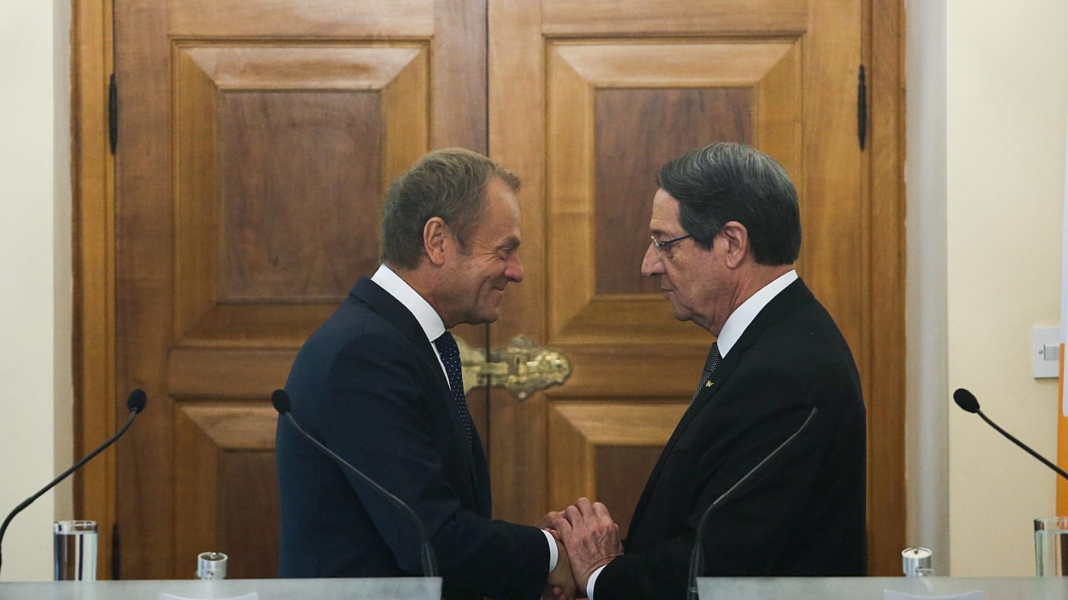 Τουσκ: «Δεν μπορούμε να παραμείνουμε αδρανείς στις παράνομες τουρκικές δραστηριότητες»