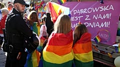 La homofobia y los derechos LGTBI alimentan el debate electoral en Polonia 