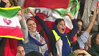 Mulheres iranianas já podem ir ao futebol
