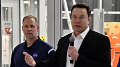 Mars'a uçmak isteyen SpaceX ilk insanlı denemesine hazırlanıyor