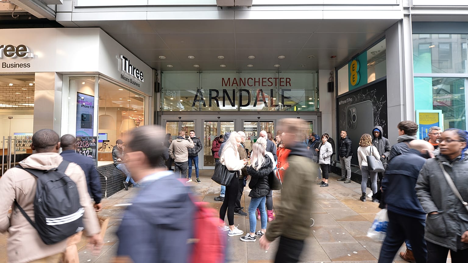 Attaque terroriste au couteau dans un centre commercial de Manchester 