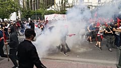 Ένταση στην πορεία των φοιτητών στο κέντρο της Αθήνας