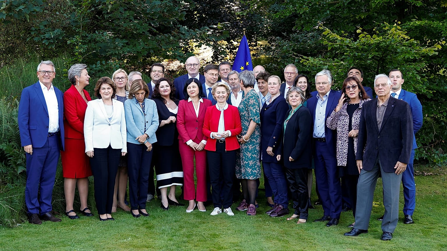 New EU Commission designated College meets for a first seminar in Genval