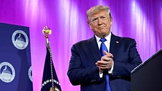 Rahip Brunson'ın duasını alan Trump: Kürtler çekilme eğiliminde