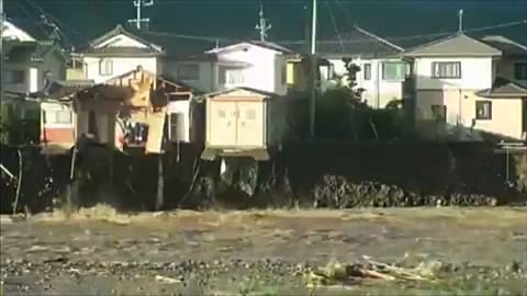 Japonya'yı vuran Hagibis Tayfunu'nda bilanço ağırlaşıyor