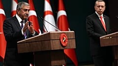 Οργή Ερντογάν για την τοποθέτηση Ακιντζί κατά της επιχείρησης στην Συρία