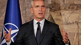 Γενς Στολτενμπερ για μεταναστευτικό: «Το ΝΑΤΟ δεν έχει εντολή να σταματά βάρκες»