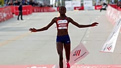 Maratona: a Chicago record del mondo per Brigid Kosgei