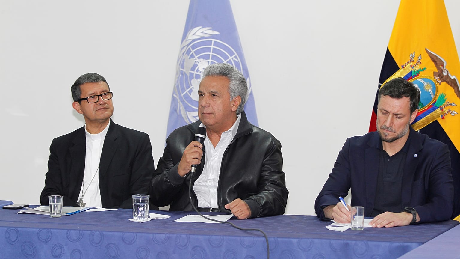 Moreno e indígenas chegam a acordo para sair da crise