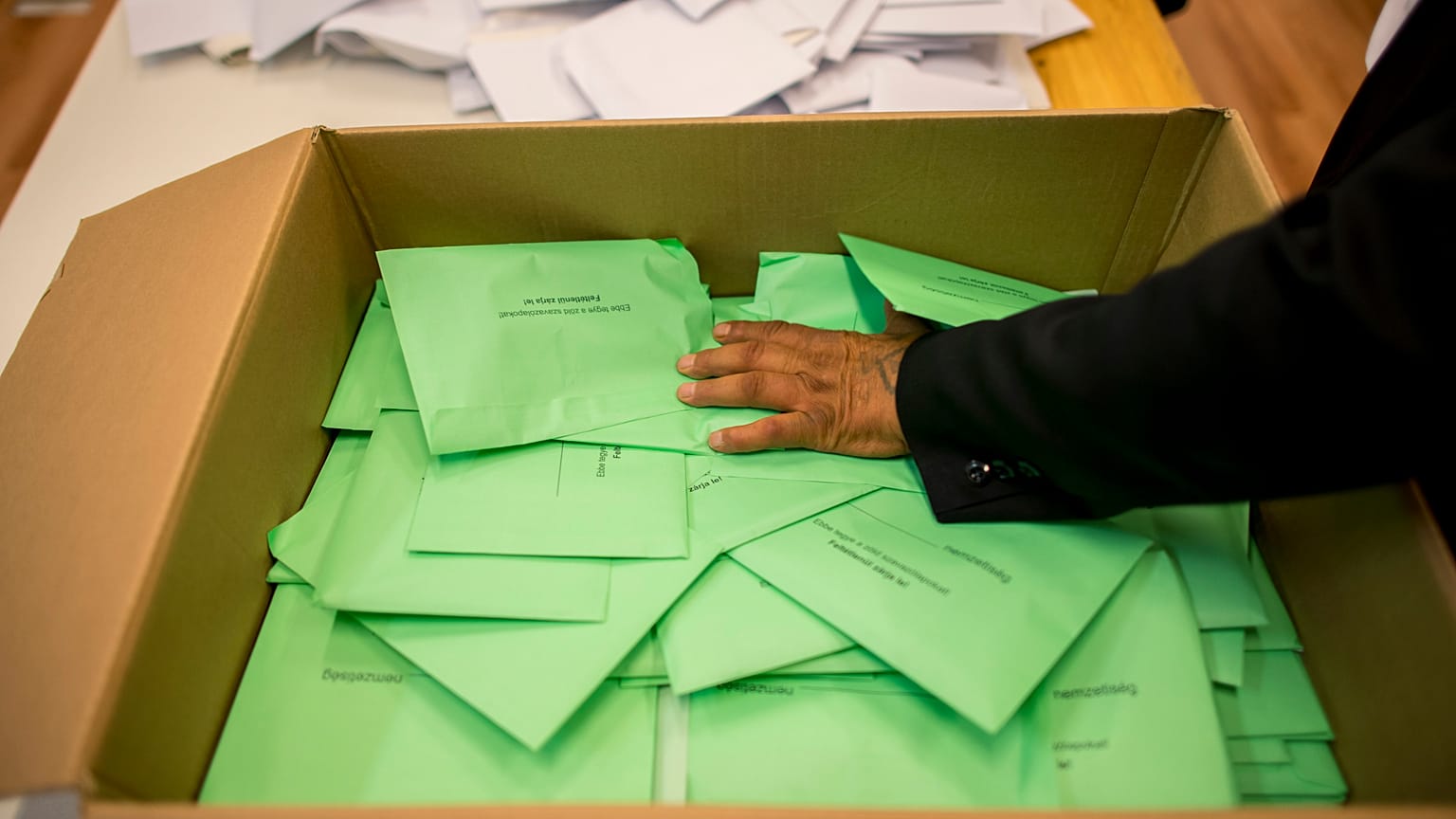 Budapesti kerületi polgármesterek - hol nyert az ellenzék, hol újrázhat a kormánypárt?