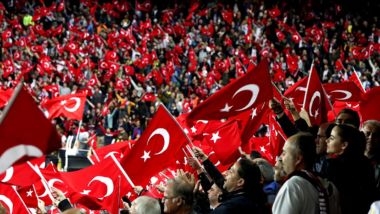 Fransız basını: Tansiyon dolu maç için 30 bin 'Osmanlı' taraftarı bekleniyor