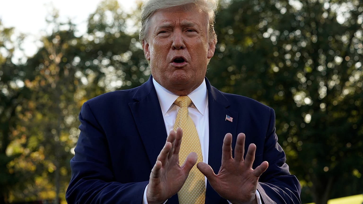 Trump: Türkiye'ye büyük yaptırımlar geliyor