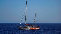  Λέσβος: Κάτοικοι εμποδίζουν τον ελλιμενισμό του Open Arms