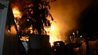 Incêndio em campo de refugiados de Samos