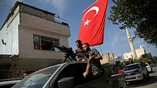 جنود موالون لأنقرة في شمال شرق سوريا