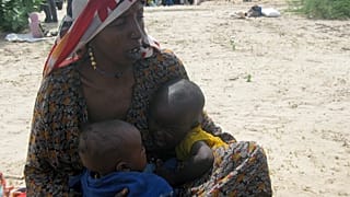 Danger mondial pour les enfants en bas âge, la malnutrition revient à fond