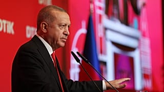 Cumhurbaşkanı Recep Tayyip Erdoğan, Azerbaycan'ın başkenti Bakü'de, Dünya Türk İş Konseyi Bakü Buluşması’na katıldı. Cumhurbaşkanı Erdoğan, programda konuşma yaptı