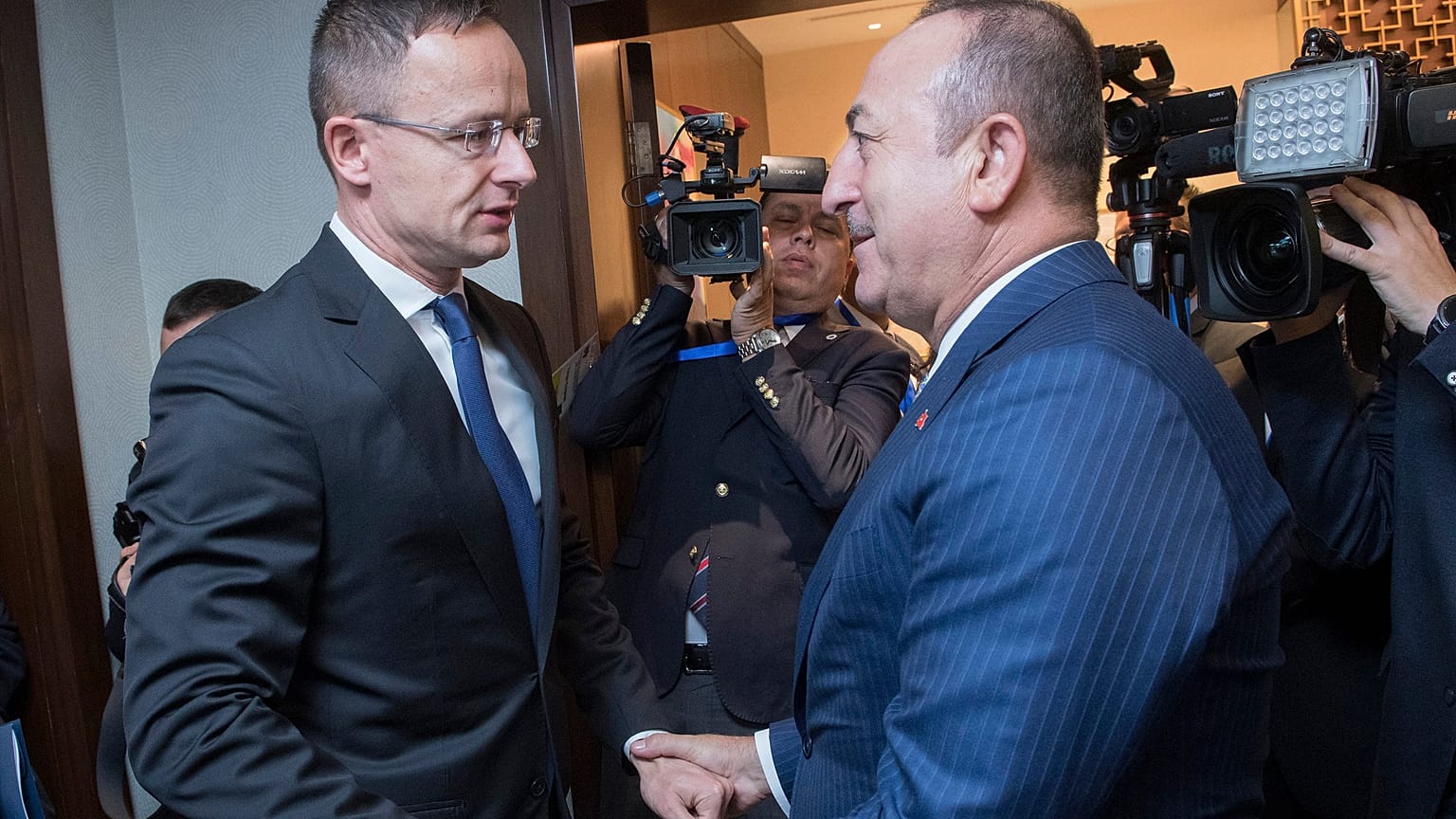 Szijjártó szerint a magyarok érdeke a török offenzíva
