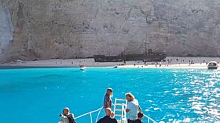 Το μαγευτικό Ναυάγιο στη Ζάκυνθο και ο καθαρισμός του βυθού