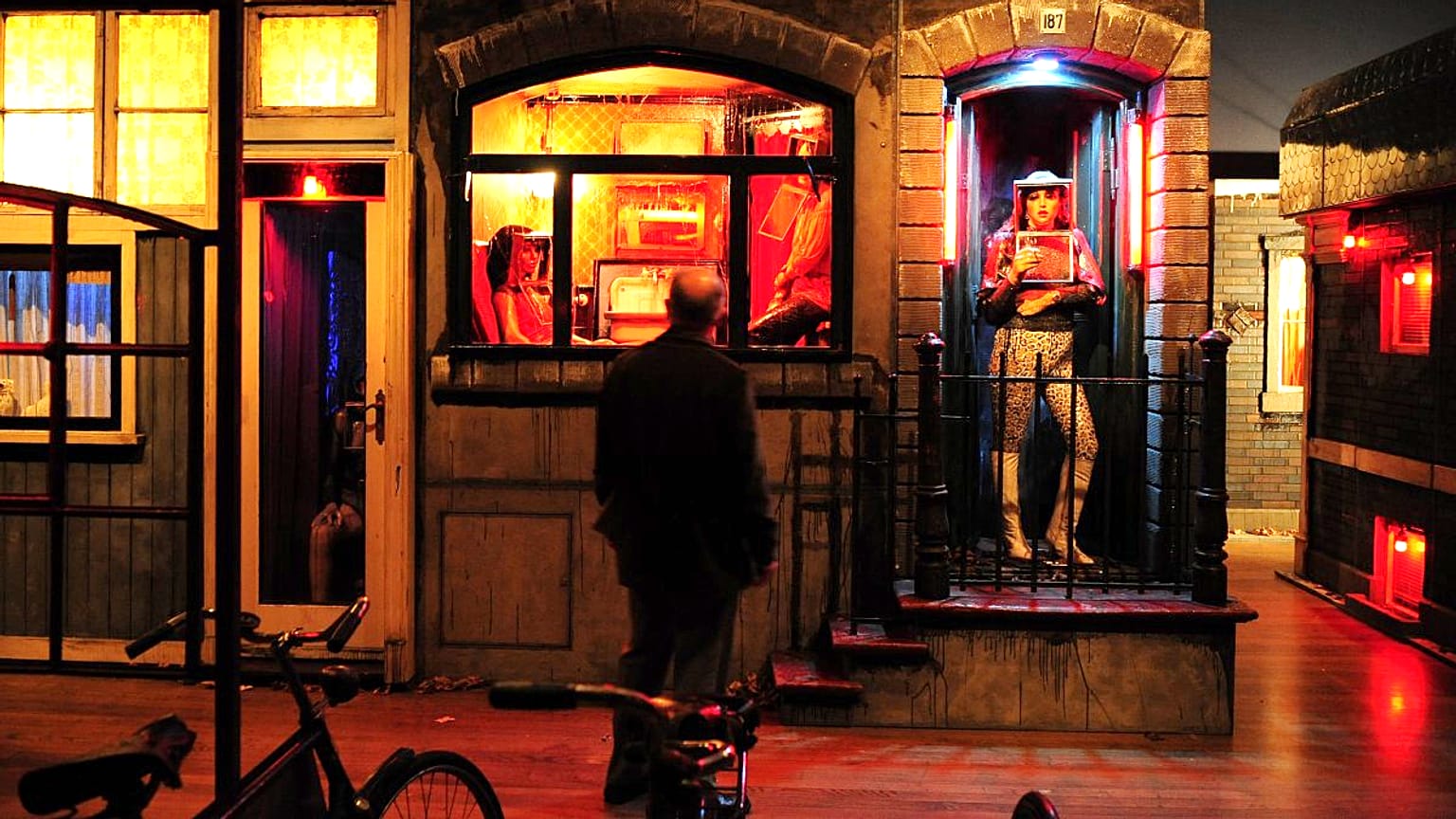 Hollanda'da seks işçileri için 'vesika' dönemi başlıyor: Amaç insan ticaretini engellemek