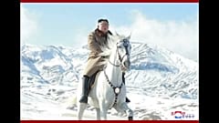 Wichtige Entscheidung? Nordkoreas Kim Jong Un reitet zum Berg Paektu