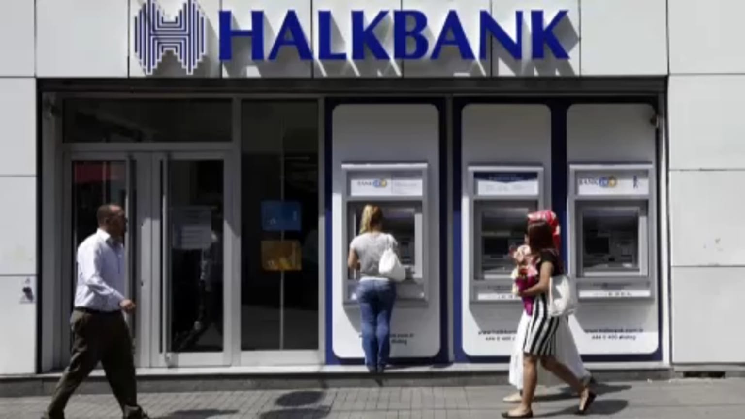 Μια τουρκική τράπεζα, ένας πόλεμος και ο...θείος Σαμ!      