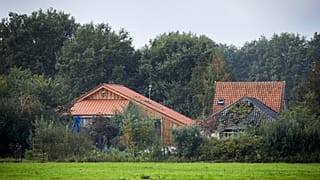 Hollanda'da bağ evinin bodrumunda 'kıyameti bekleyen aile' zorla alıkonulmuş 