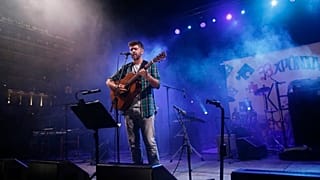Συναυλία υποστήριξης του ΚΕΘΕΑ στην Πλατεία Συντάγματος