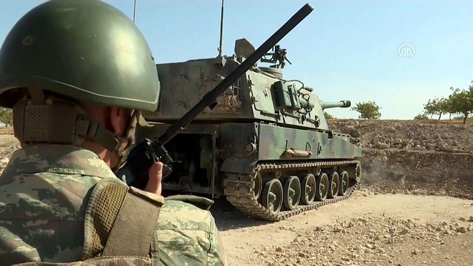 Barış Pınarı Harekatı'nda son gelişmeler - CANLI ANLATIM