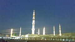 المسجد النبوي في المدينة المنورة بالمملكة العربية السعودية