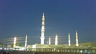 المسجد النبوي في المدينة المنورة بالمملكة العربية السعودية