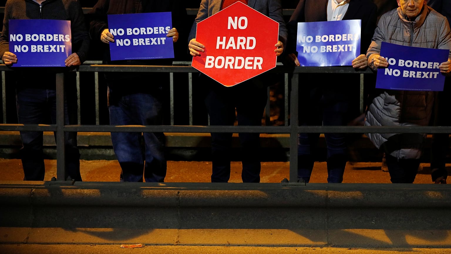 Anlaşmaya varılan yeni Brexit metninin içeriği nasıl değişti?