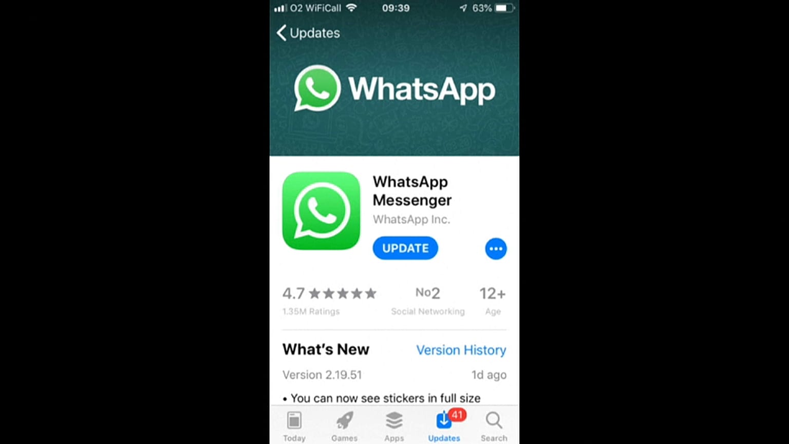 تطبيق واتساب عبر الهاتف