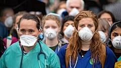 "Nicht nur Hippie-Veganer": Bauern, Ärzte, Anwälte schließen sich Extinction Rebellion an