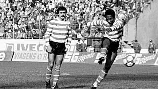 António Oliveira formou com Rui Jordão (à direita) uma das grandes linhas de ataque no Sporting