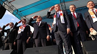 Ερντογάν: «H Τουρκία θα σπάσει τα κεφάλια των Κούρδων»