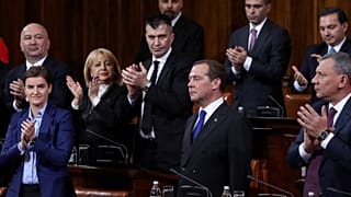 O πρωθυπουργός της Ρωσίας στη Σερβία
