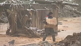 Siberia, crolla una diga: 15 morti