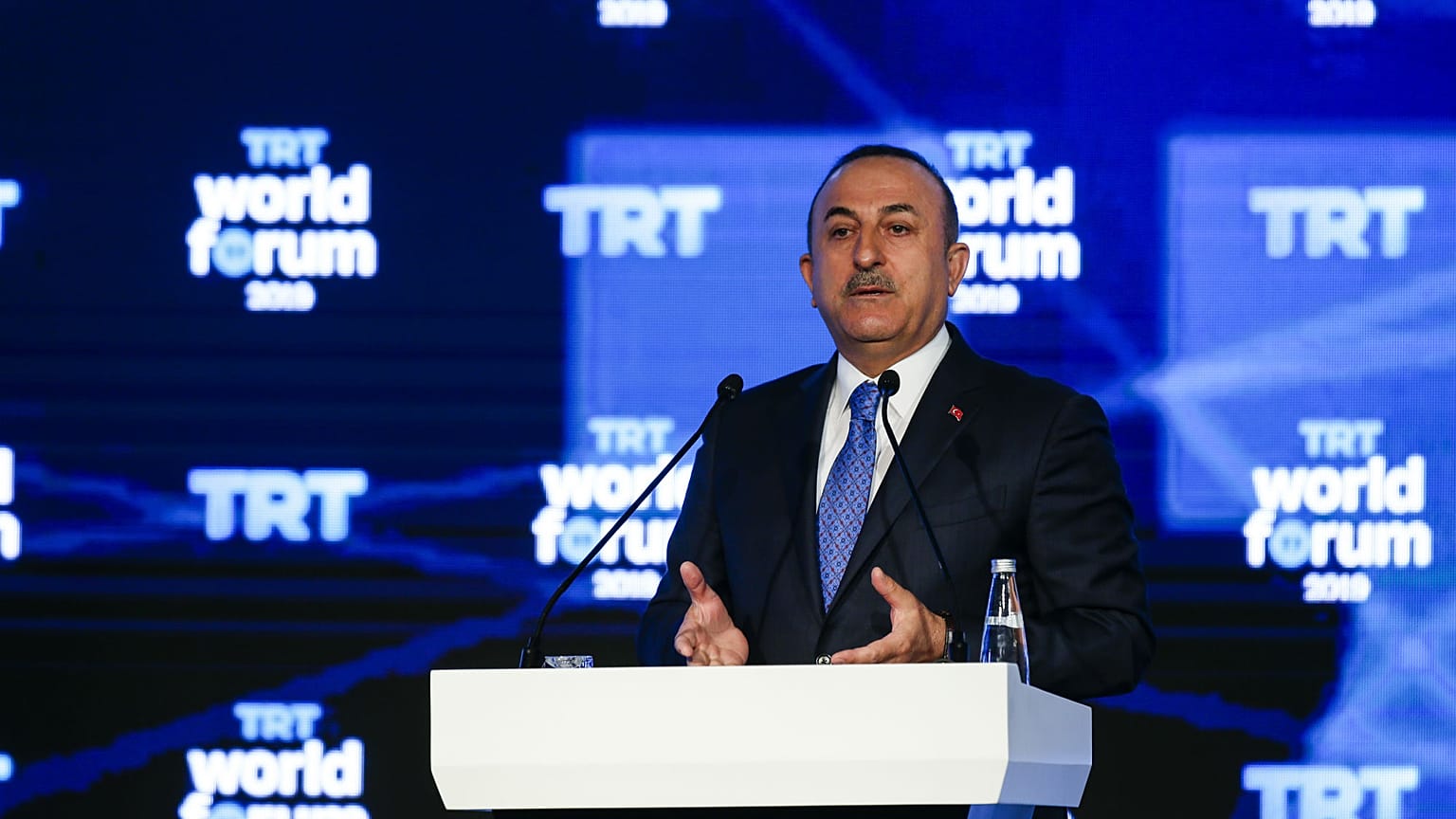 Dışişleri Bakanı Çavuşoğlu: YPG/PYD tamamen çekilmezse 35 saat içinde operasyona başlıyoruz