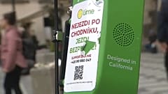 Bekeményít Prága az elektromos rollerekkel szemben